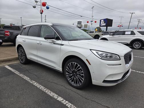 PRISTINE WHITE MET TRI-COAT 2020 Lincoln Corsair Reserve