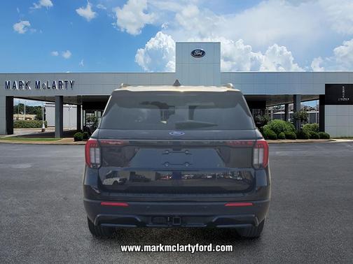 Agate Black Metallic 2026 Ford Explorer ST-Line