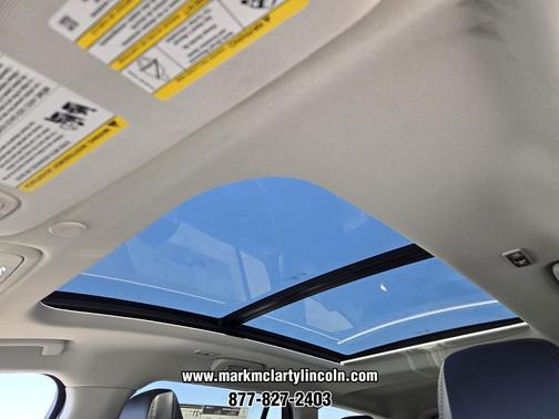 Harbor Gray Clearcoat 2026 Lincoln Aviator Premiere