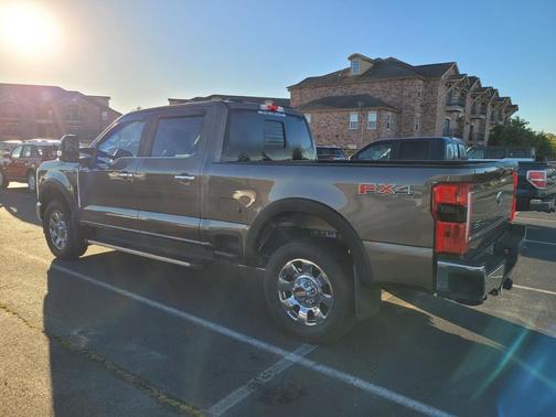 2023 Ford F-350 Lariat