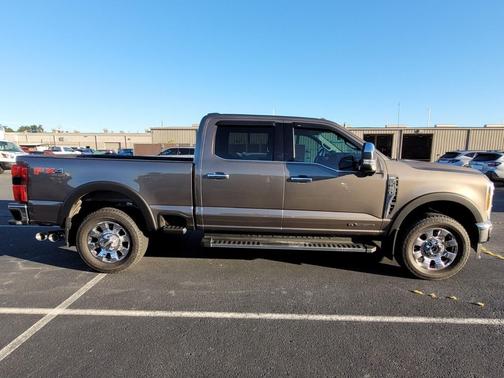 2023 Ford F-350 Lariat