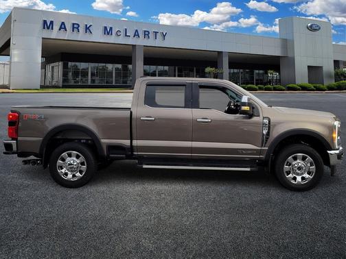 2023 Ford F-350 Lariat