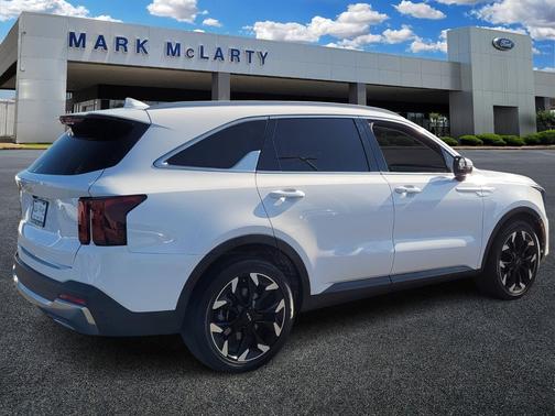 2025 Kia Sorento EX