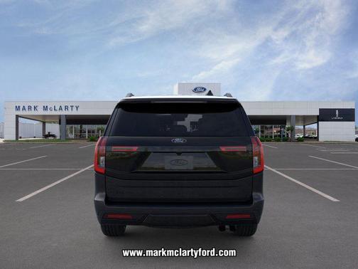 Agate Black Metallic 2026 Ford Expedition Platinum