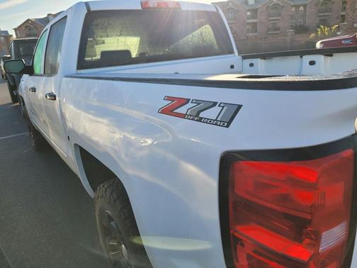 2018 Chevrolet Silverado 1500 2LT