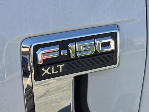 OXFORD WHITE 2025 Ford F-150 XLT