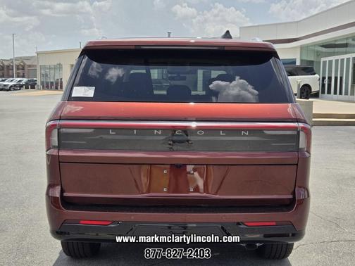 Bronze Fire Tinted Clearcoat 2027 Lincoln Navigator Premiere