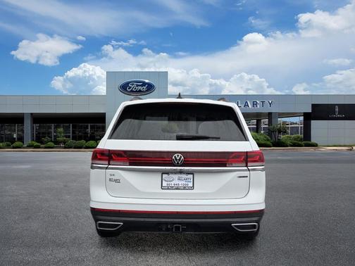 2024 Volkswagen Atlas 2.0T SE w/Technology 4MOTION