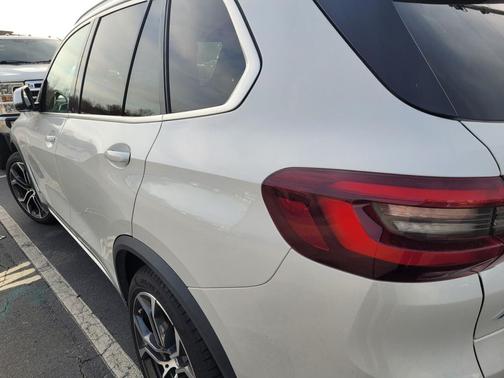 2021 BMW X5 sDrive40i
