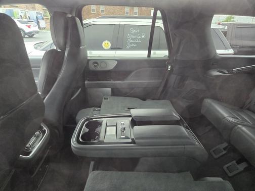 INFINITE BLACK METALLIC 2019 Lincoln Navigator Reserve