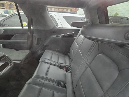 INFINITE BLACK METALLIC 2019 Lincoln Navigator Reserve