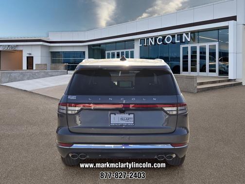 Asher Gray Metallic Clearcoat 2027 Lincoln Aviator Premiere
