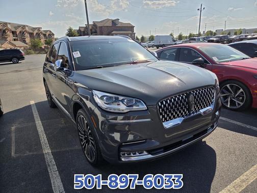Chroma Caviar Dark Gray Metallic Clearcoat 2022 Lincoln Aviator Black Label AWD