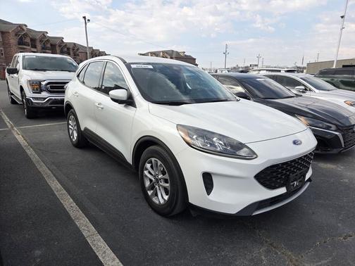 2021 Ford Escape SE
