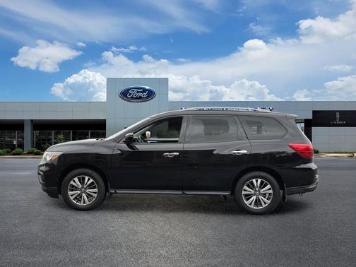Magnetic Black Pearl 2019 Nissan Pathfinder SV