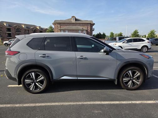 Boulder Gray Pearl 2021 Nissan Rogue Platinum