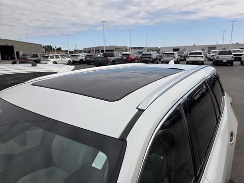 Wind Chill Pearl 2024 Lexus TX 350 Luxury