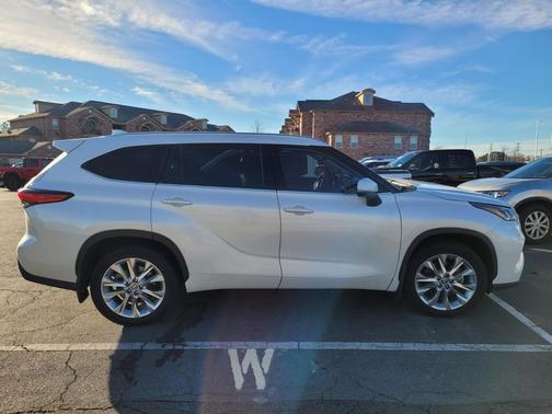 2021 Toyota Highlander Limited