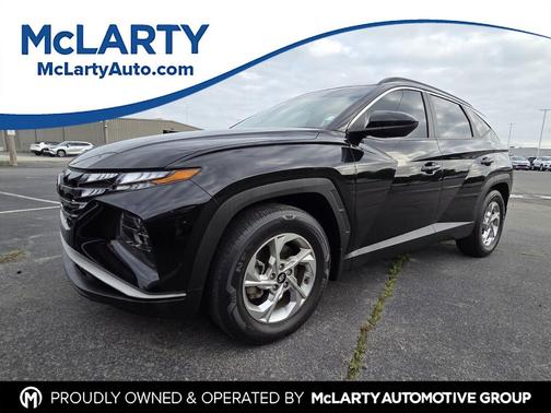 Black Pearl 2024 Hyundai TUCSON SEL