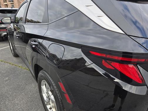Black Pearl 2024 Hyundai TUCSON SEL