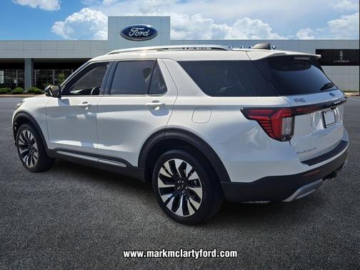 Star White Metallic Tri-Coat 2026 Ford Explorer Platinum