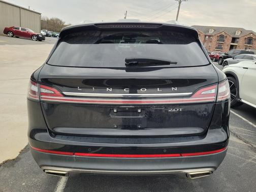 2020 Lincoln Nautilus Reserve