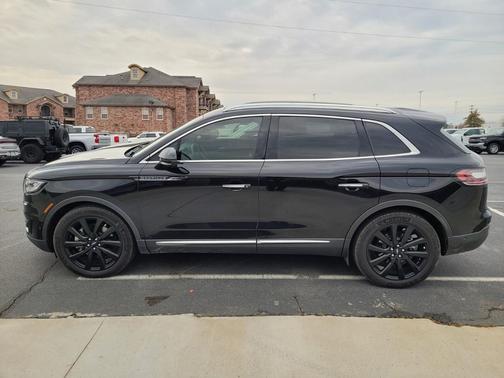 2020 Lincoln Nautilus Reserve