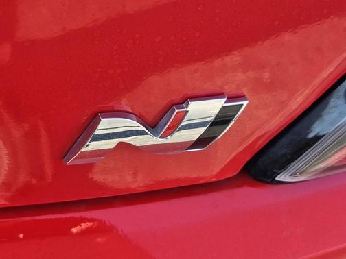 2022 Hyundai Kona N Base