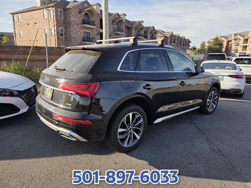 Mythos Black Metallic 2024 Audi Q5 45 S line Premium Plus