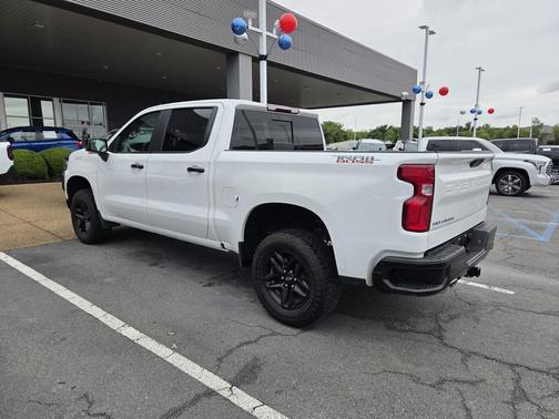 Summit White 2022 Chevrolet Silverado 1500 Limited LT Trail Boss