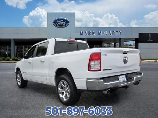 Bright White Clearcoat 2019 RAM 1500 Big Horn