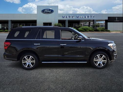 AGATE BLACK METALLIC 2022 Ford Expedition Limited