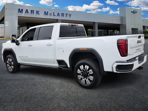 2025 GMC Sierra 2500 Denali