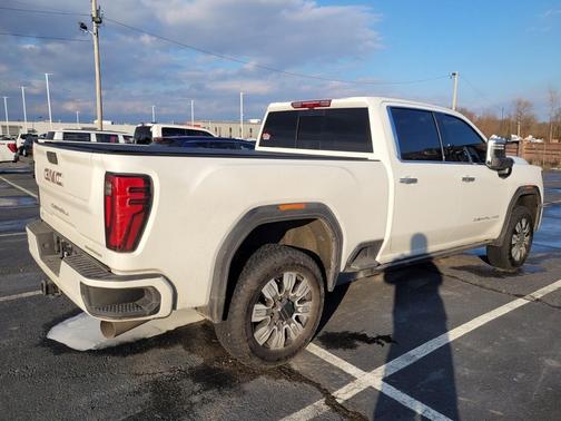 2025 GMC Sierra 2500 Denali