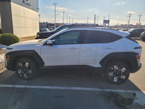 2024 Hyundai KONA SEL