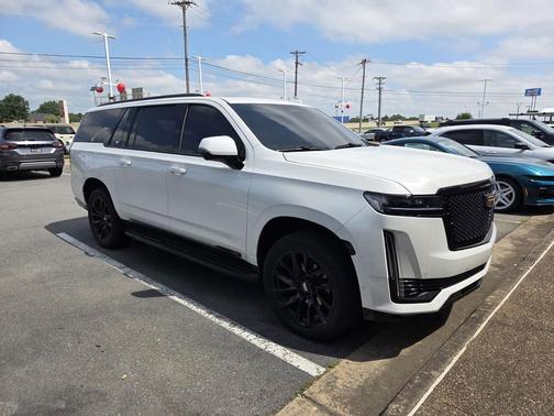 Crystal White Tricoat 2021 Cadillac Escalade ESV Sport