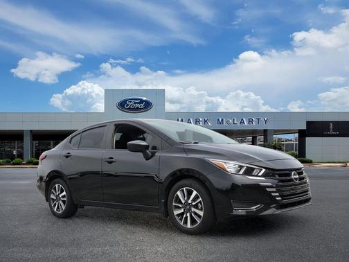 Super Black 2024 Nissan Versa 1.6 S