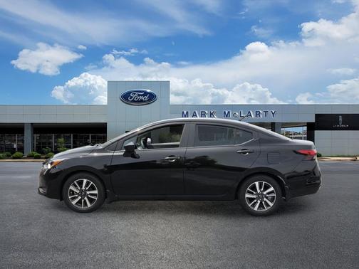 Super Black 2024 Nissan Versa 1.6 S