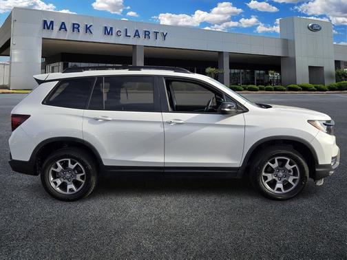 2023 Honda Passport AWD TrailSport