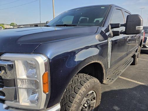 ANTIMATTER BLUE 2024 Ford F-250 XLT