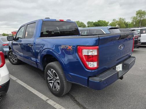 ATLAS BLUE METALLIC 2023 Ford F-150 XL