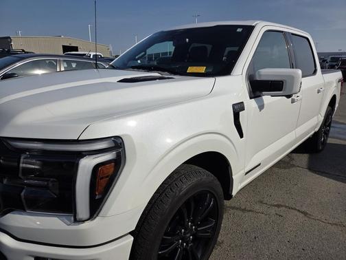 STAR WHITE METALLIC TRICOAT 2024 Ford F-150 Platinum