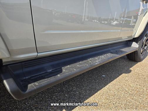 DESERT SAND 2026 Ford Bronco Outer Banks