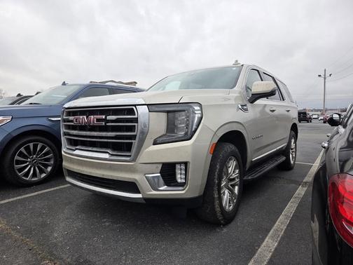 2022 GMC Yukon SLT
