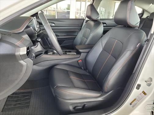 2022 Nissan Altima SR Intelligent AWD