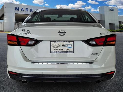 2022 Nissan Altima SR Intelligent AWD