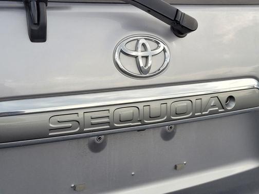 2018 Toyota Sequoia Platinum