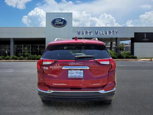 Cayenne Red Tintcoat 2022 GMC Terrain SLT
