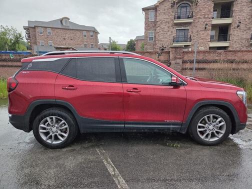 Cayenne Red Tintcoat 2022 GMC Terrain SLT