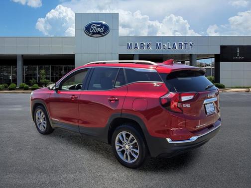 Cayenne Red Tintcoat 2022 GMC Terrain SLT